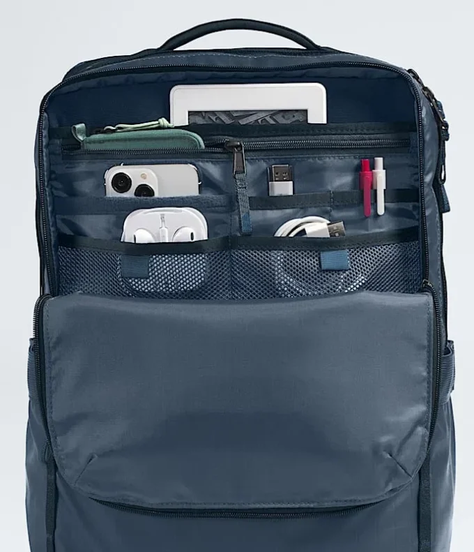 Base Camp Voyager Daypack Base Camp Voyager Daypack