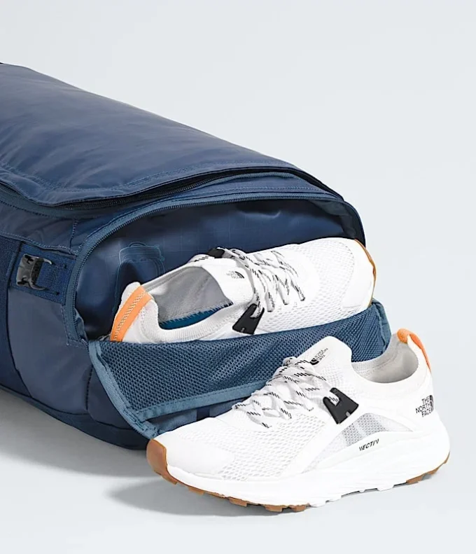 Base Camp Voyager Duffel—32L Base Camp Voyager Duffel—32L
