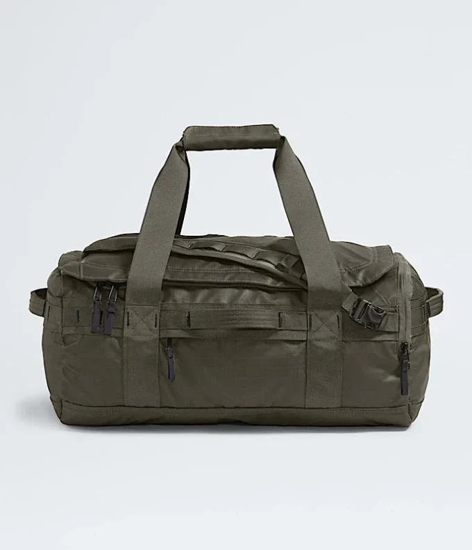 Base Camp Voyager Duffel – 42 liter Base Camp Voyager Duffel – 42 liter