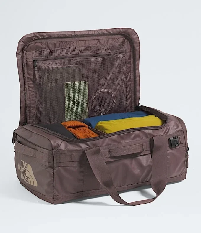 Base Camp Voyager Duffel – 42 liter Base Camp Voyager Duffel – 42 liter