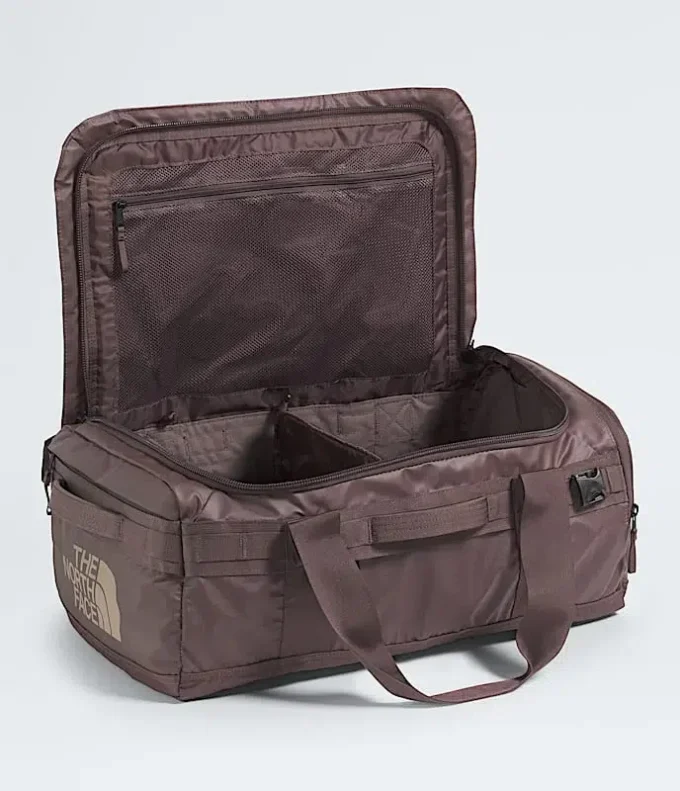 Base Camp Voyager Duffel – 42 liter Base Camp Voyager Duffel – 42 liter