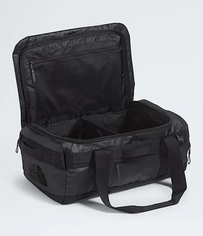 Base Camp Voyager Duffel – 42 liter Base Camp Voyager Duffel – 42 liter