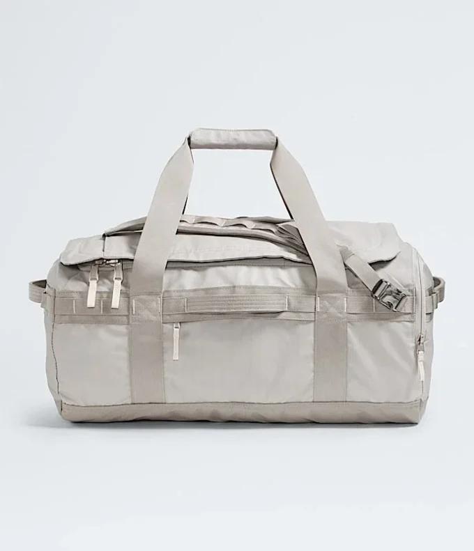 Base Camp Voyager Duffel – 62 liter Base Camp Voyager Duffel – 62 liter