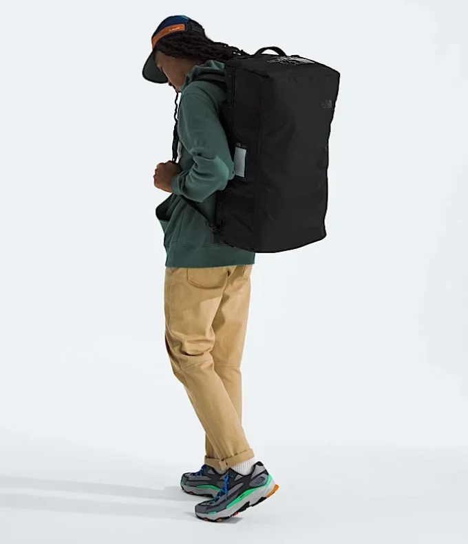 Base Camp Voyager Duffel – 62 liter Base Camp Voyager Duffel – 62 liter
