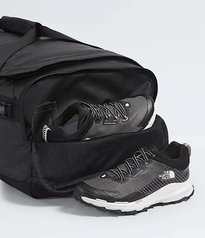 Base Camp Voyager Duffel – 62 liter Base Camp Voyager Duffel – 62 liter