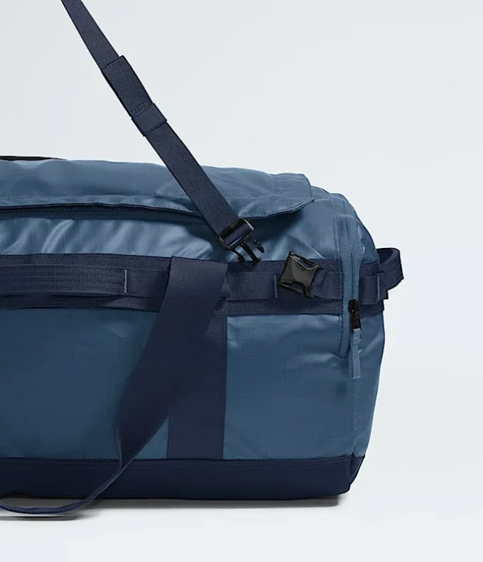 Base Camp Voyager Duffel – 62 liter Base Camp Voyager Duffel – 62 liter