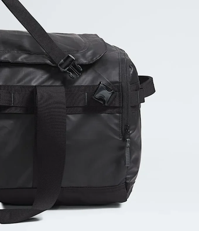 Base Camp Voyager Duffel – 62 liter Base Camp Voyager Duffel – 62 liter