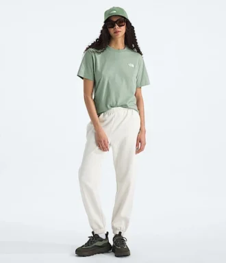 Evolution Simple Dome Relaxed Short-Sleeve Tee för dam