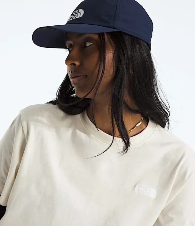 Evolution Simple Dome Relaxed Short-Sleeve Tee för dam Evolution Simple Dome Relaxed Short-Sleeve Tee för dam