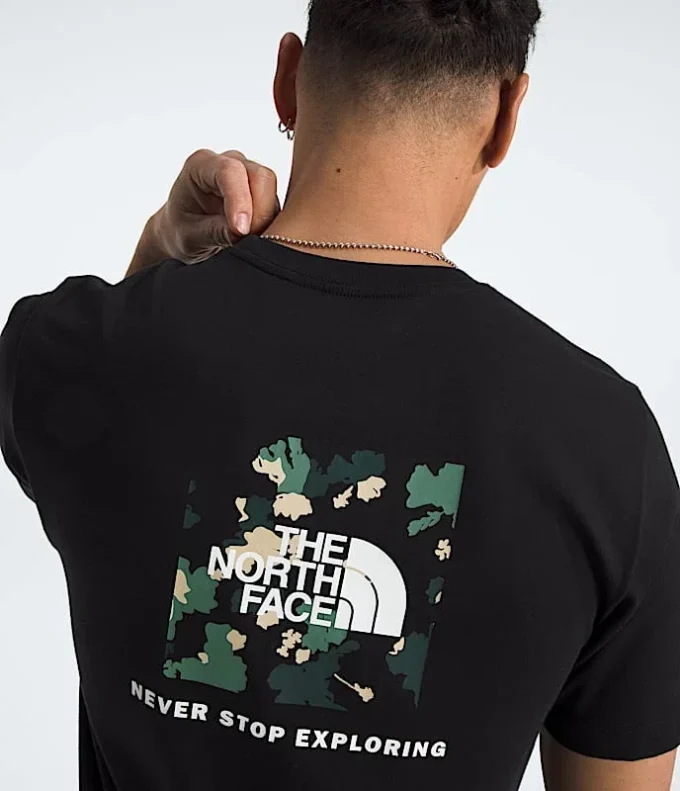 Kortärmad Core TNF™ Flower Box NSE Tee för herr Kortärmad Core TNF™ Flower Box NSE Tee för herr