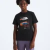 Kortärmad T-shirt för pojkar och flickor med landskapsmotiv Kortärmad T-shirt för pojkar och flickor med landskapsmotiv