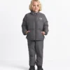 The North Face X SKIMS 1996 Nuptse-jacka för barn The North Face X SKIMS 1996 Nuptse-jacka för barn