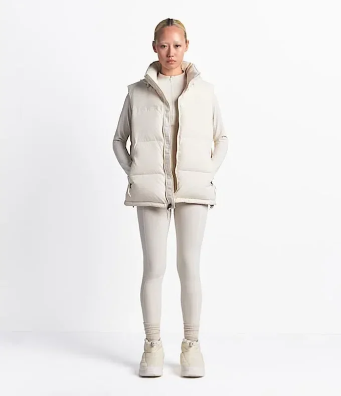 The North Face X SKIMS 1996 Nuptse väst The North Face X SKIMS 1996 Nuptse väst