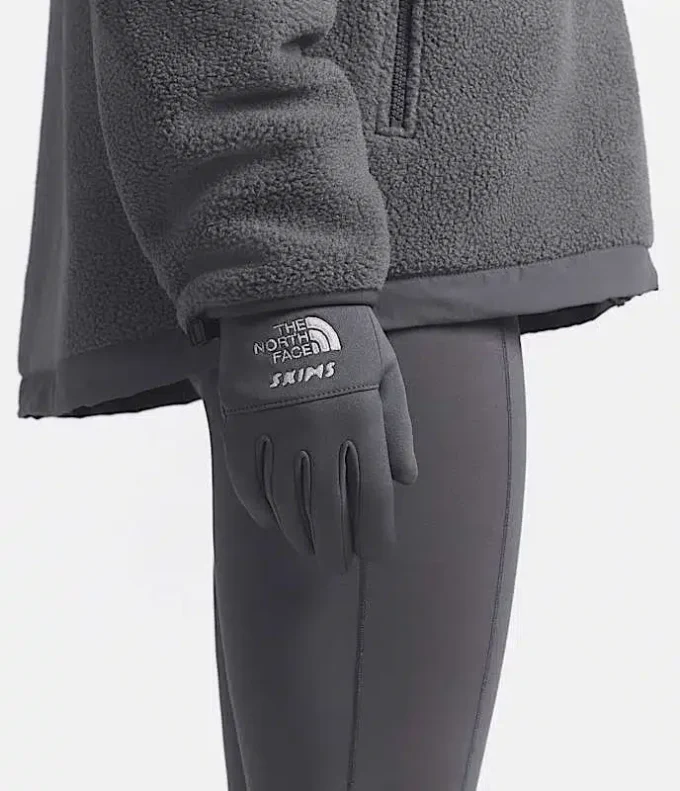 The North Face X SKIMS-handskar The North Face X SKIMS-handskar