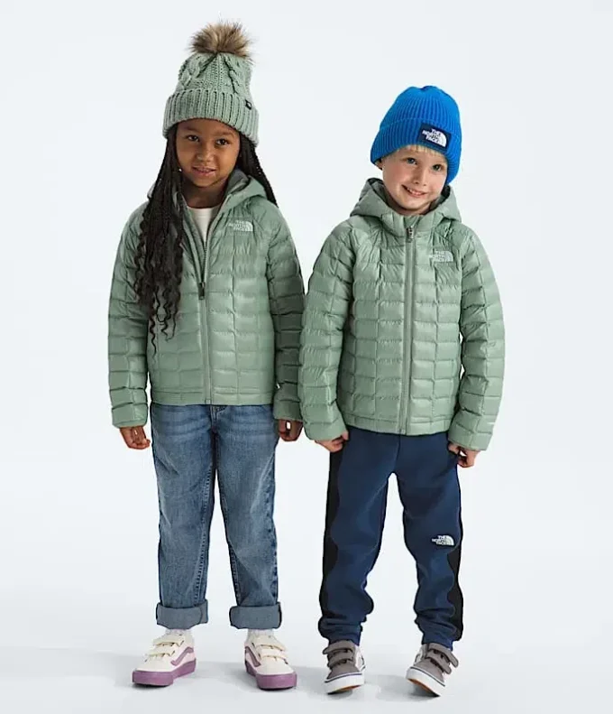 THERMOBALL™-jacka med huva för barn THERMOBALL™-jacka med huva för barn