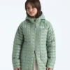 THERMOBALL™-parkas för flickor THERMOBALL™-parkas för flickor