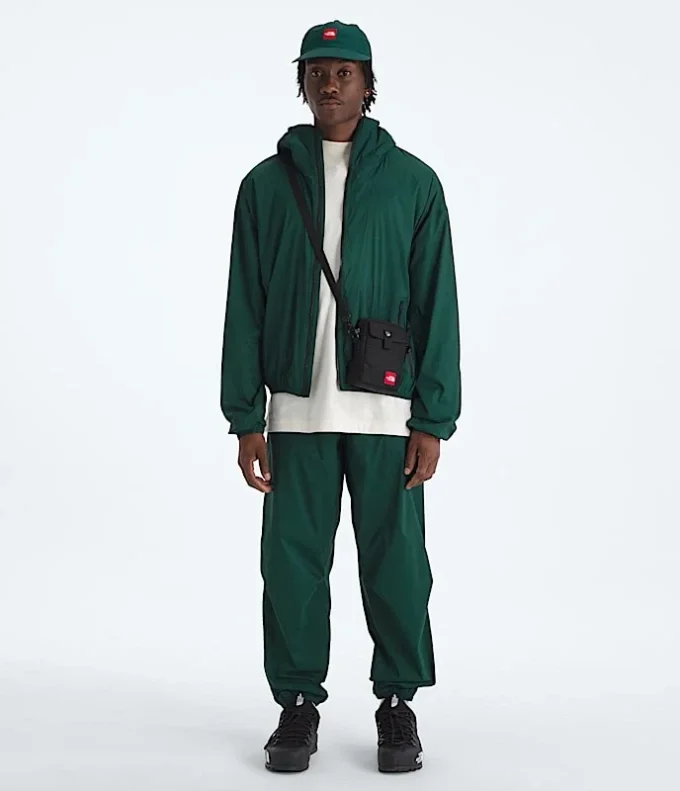 TNF™ Red Box Packable Hooded Wind Jacket för herr TNF™ Red Box Packable Hooded Wind Jacket för herr